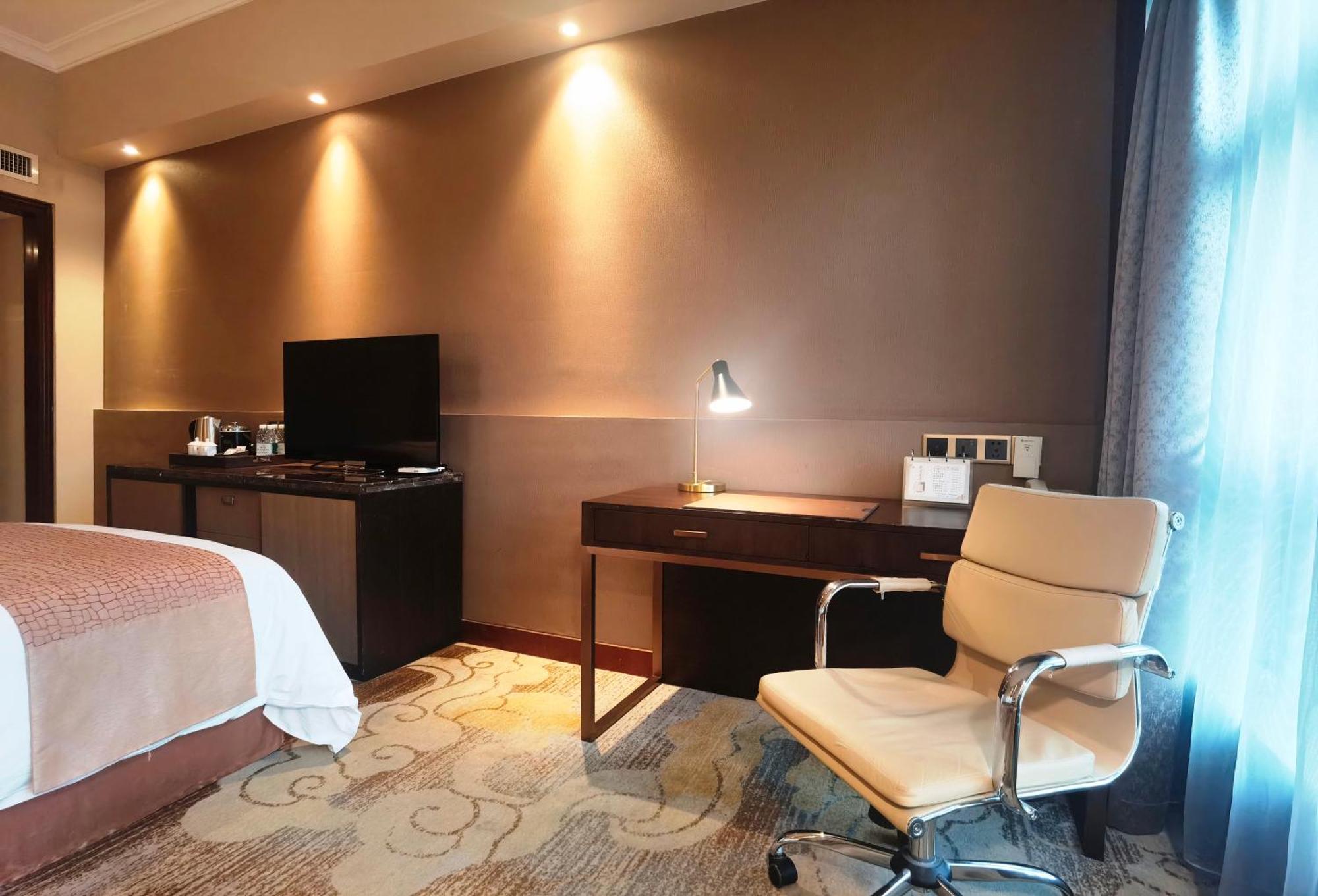 Jin Jiang Pine City Hotel Xangai Exterior foto